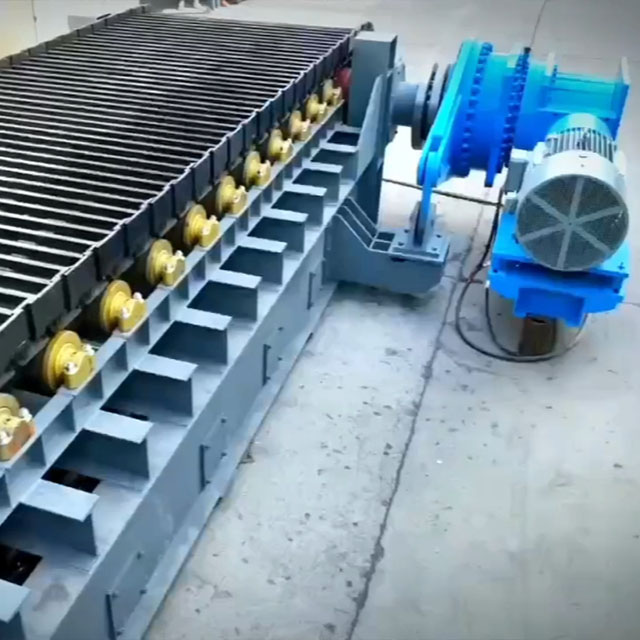 Apron feeder