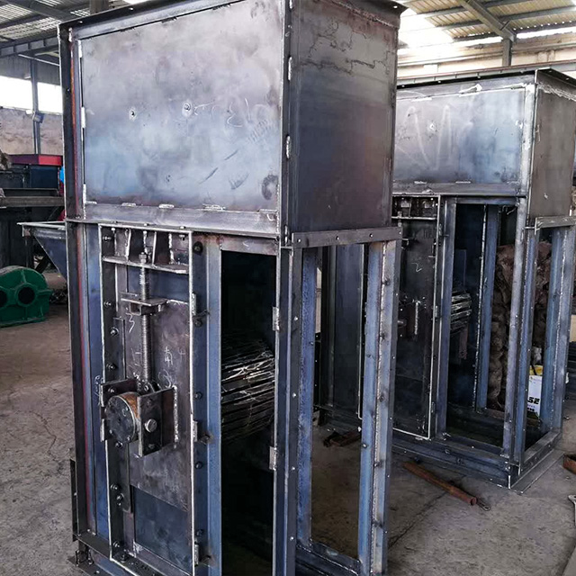 Belt type bucket elevator